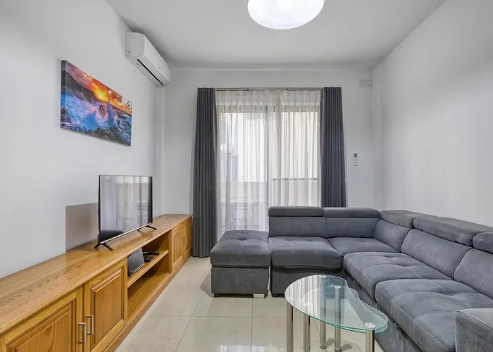 St Pauls Bright With Balcony Appartement St. Paul's Bay