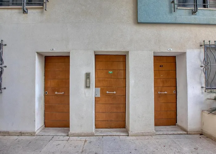 St Pauls Bright With Balcony Appartement