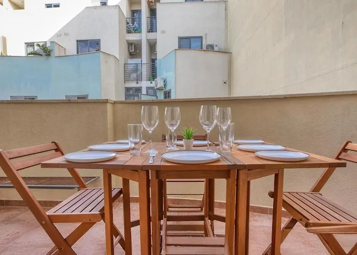 Appartement St Pauls Bright With Balcony